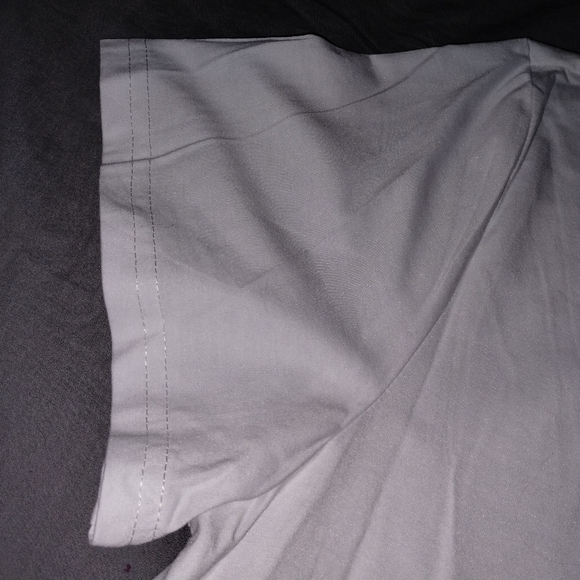 Ortilerri Women's Oversized White Short Sleeve Shirt - Picture 6 of 7